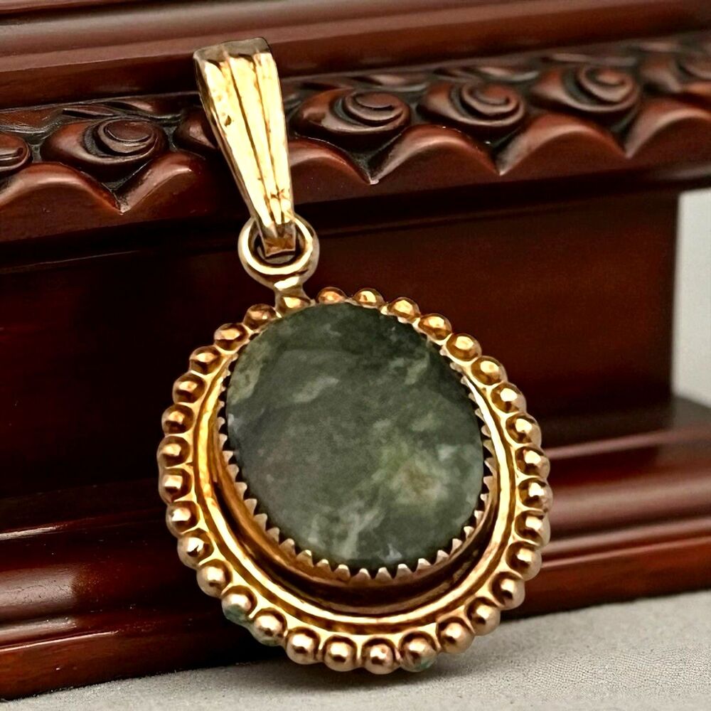 Vintage 1950s Green Cabochon Pendant Gold Filled Beaded Edge Mid Century - 7S